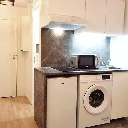 New Renoveted In Calm Area Near Nation N11-283 *